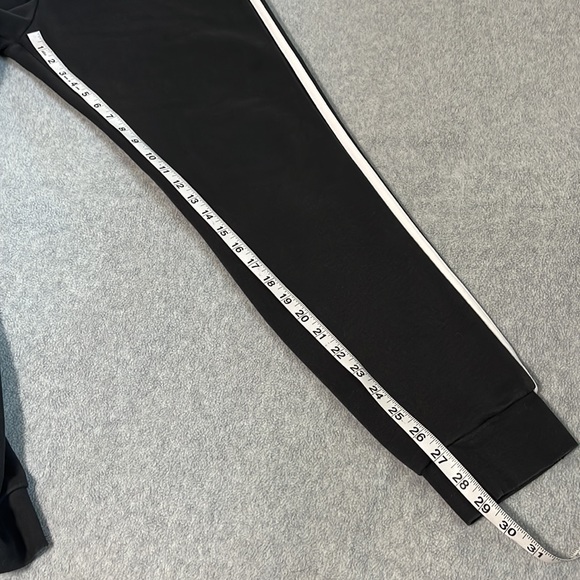 Adidas Joggers Womens Medium Black Athletic Athleisure - Picture 5 of 9